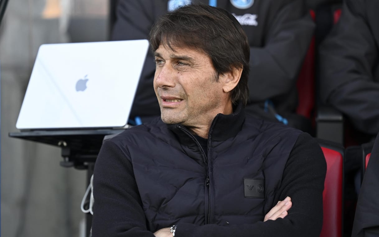 https://sport.sky.it/assets/images/fd8ba9227f18843e41710a05d21dc97edbd6eb5c/skysport/it/calcio/serie-a/2025/12/28/conte-cremonese-napoli-intervista-video/conte_ansa.jpg?im=Resize,width=1218