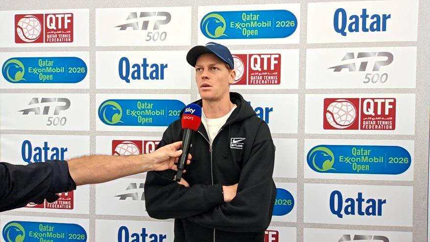 Sinner riparte da Doha: "Perdere è normale, è lo sport"