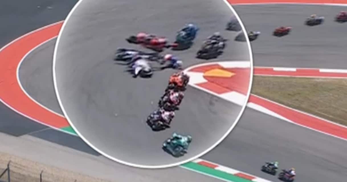 https://sport.sky.it/assets/images/fdc8ebe508c69d1de21bb272f34feebb3747c5e2/skysport/it/motori/motogp/video/2026/03/29/incidente-moto2-oggi-gp-austin-usa-piqueras-news-1086327/incidente_moto_2_og.jpg?im=Resize,width=1218