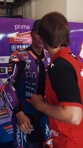 Bulega ritrova Toprak: abbraccio tra ex rivali a Misano