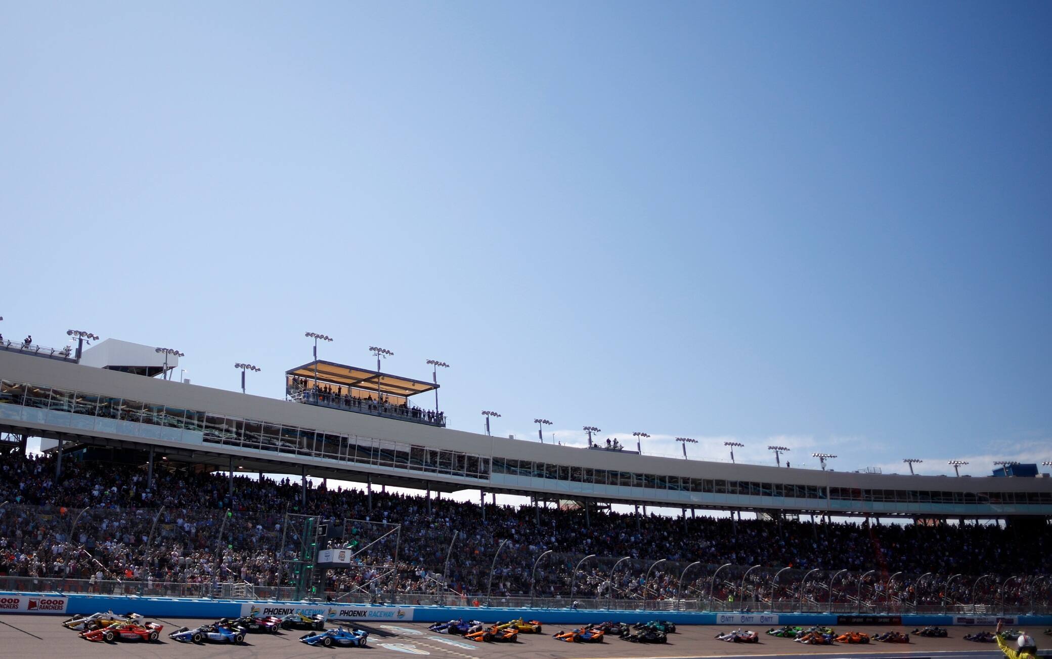 IndyCar: l'analisi della gara di Phoenix tra incidenti, sorpassi e il trionfo di Newgarden